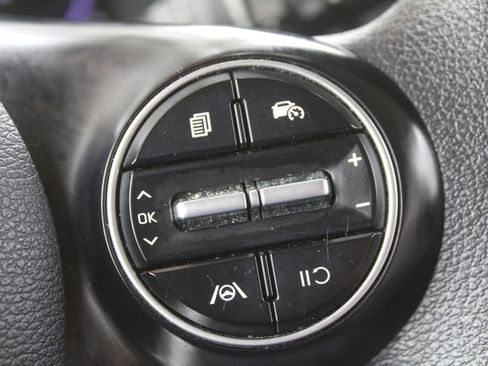 Used 2023 Kia Soul LX FWD image 29
