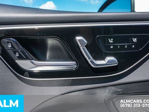 Used 2025 Mercedes-Benz C 300 Sedan image 49