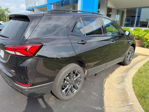 Used 2023 Chevrolet Equinox RS AWD/4WD image 4