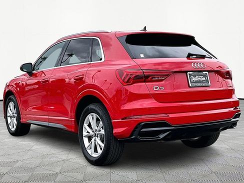 Used 2022 Audi Q3 2.0T Premium Plus w/ Premium Plus Package image 6