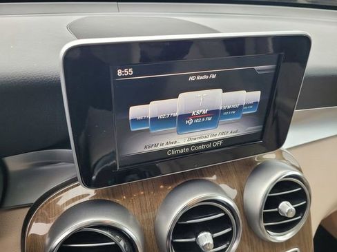 Used 2019 Mercedes-Benz GLC 300 4MATIC image 14