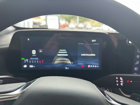 New 2026 Chevrolet Equinox LT w/ Convenience Package II image 22