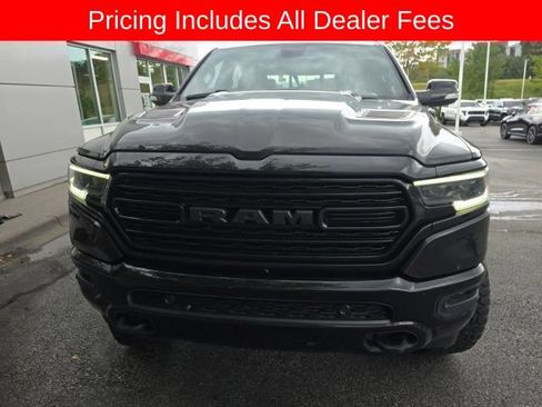 Used 2020 RAM 1500 Limited w/ Black Appearance Package AWD/4WD image 2