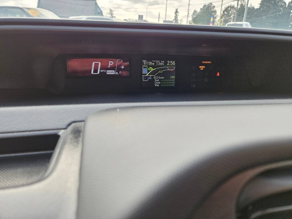 Used 2017 Toyota Prius C Three FWD image 22