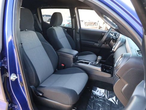 Used 2023 Toyota Tacoma TRD Off-Road image 26