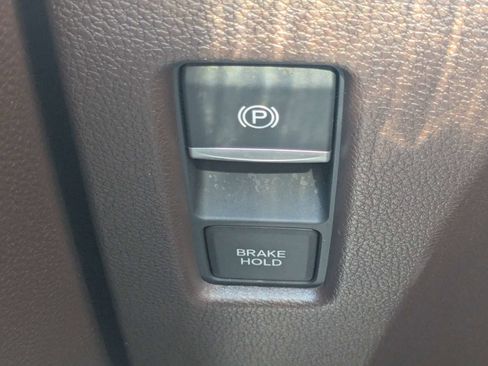 Used 2025 Honda Odyssey Touring image 35