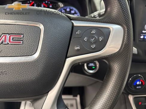 Used 2023 GMC Terrain SLE w/ Driver Convenience Package image 17