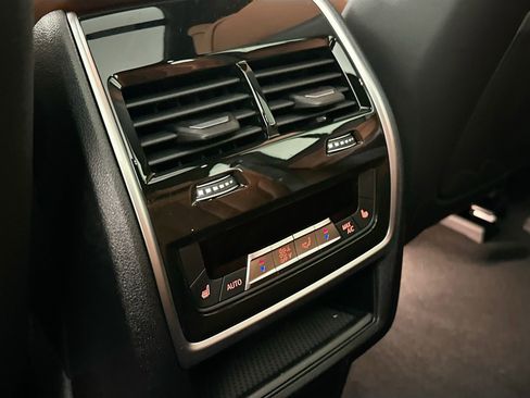 New 2026 BMW X5 xDrive40i w/ M Sport Package image 26