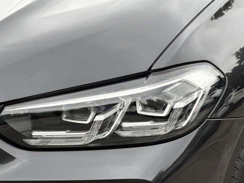 Used 2022 BMW X4 xDrive30i image 9