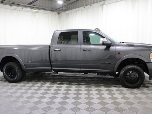 Used 2022 RAM 3500 Laramie AWD/4WD image 31