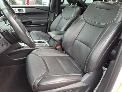 Used 2023 Ford Explorer ST w/ Equipment Group 401A AWD/4WD image 15