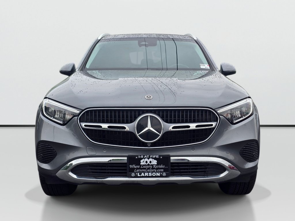 Used 2023 Mercedes-Benz GLC 300 4MATIC w/ Exclusive Trim Package image 9