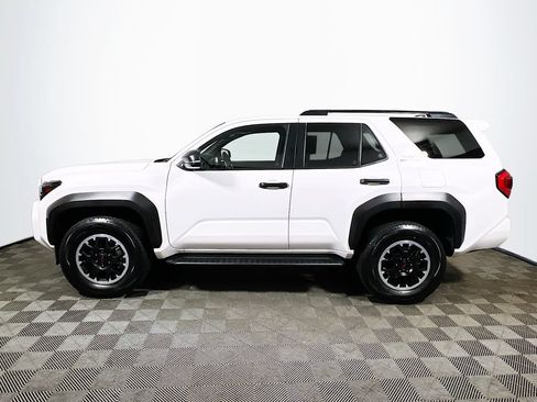 Certified 2025 Toyota 4Runner TRD Off-Road AWD/4WD image 4