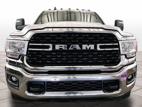 Used 2024 RAM 3500 Big Horn w/ Bed Utility Group AWD/4WD image 3