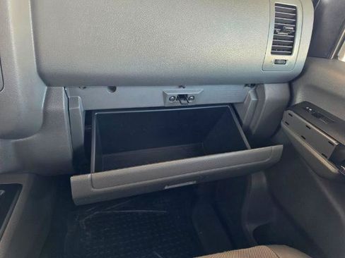 Used 2020 Nissan NV 2500 SV RWD image 19