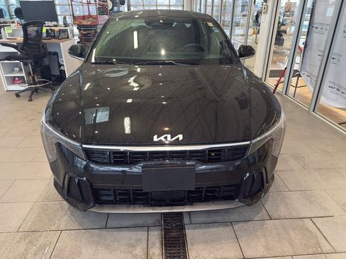 Used 2025 Kia K4 GT-Line Turbo image 5