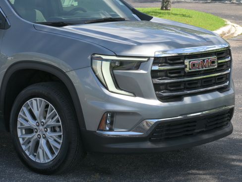 Used 2024 GMC Acadia Elevation w/ Luxury Package FWD image 29