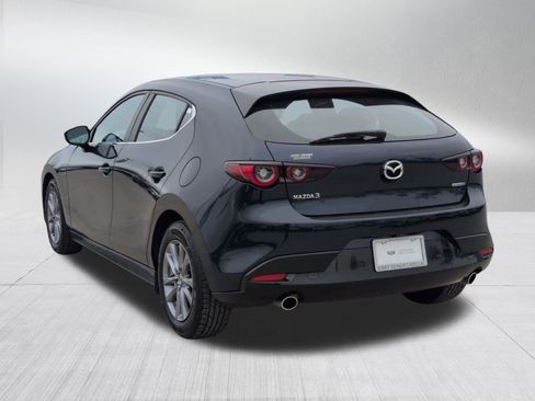 Used 2022 MAZDA MAZDA3 s image 4
