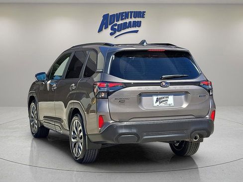 Certified 2025 Subaru Forester Touring AWD/4WD image 5