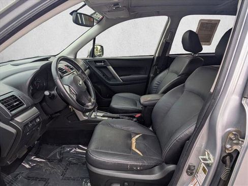 Used 2014 Subaru Forester 2.5i Touring AWD/4WD image 11