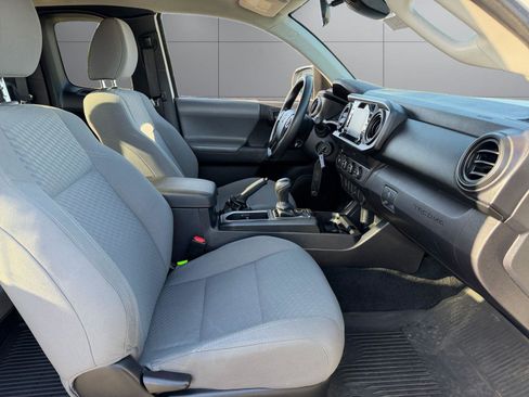 Used 2021 Toyota Tacoma SR image 7