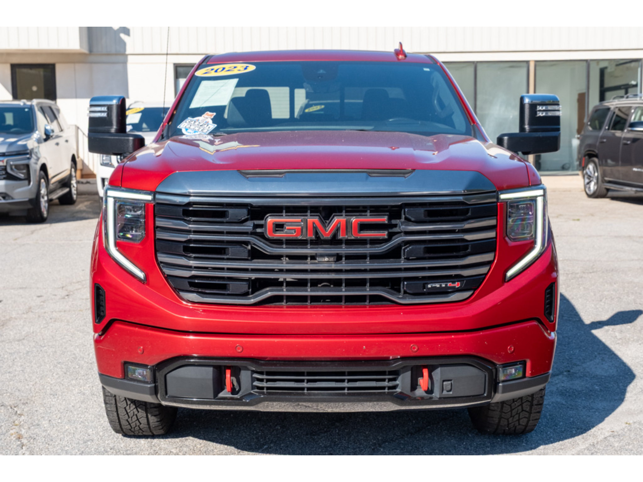 Used 2023 GMC Sierra 1500 AT4 w/ AT4 Premium Package AWD/4WD image 3