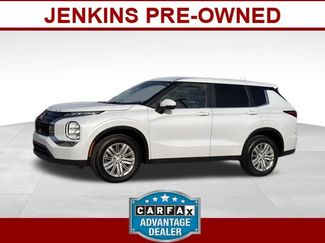 Used 2023 Mitsubishi Outlander ES FWD 360° Tour