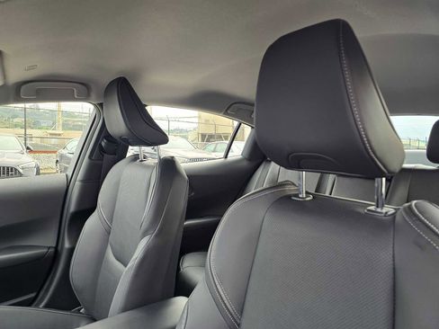 Used 2026 Toyota Prius Plug-In Hybrid image 23