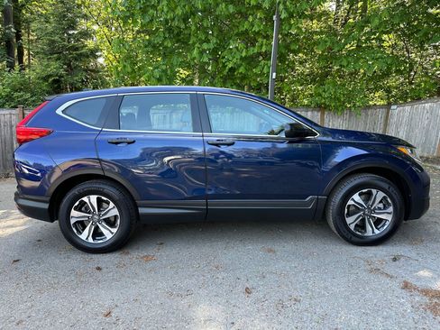 Used 2019 Honda CR-V LX image 2