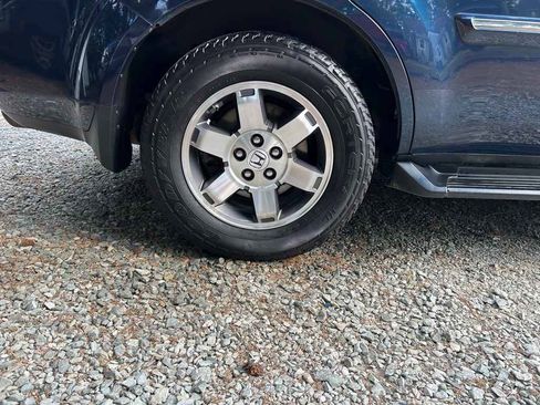 Used 2011 Honda Pilot Touring image 18