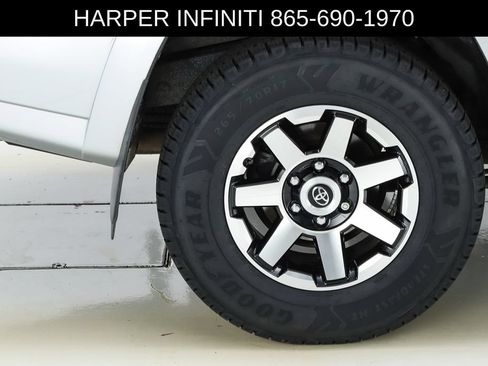 Used 2019 Toyota 4Runner TRD Off-Road AWD/4WD image 50