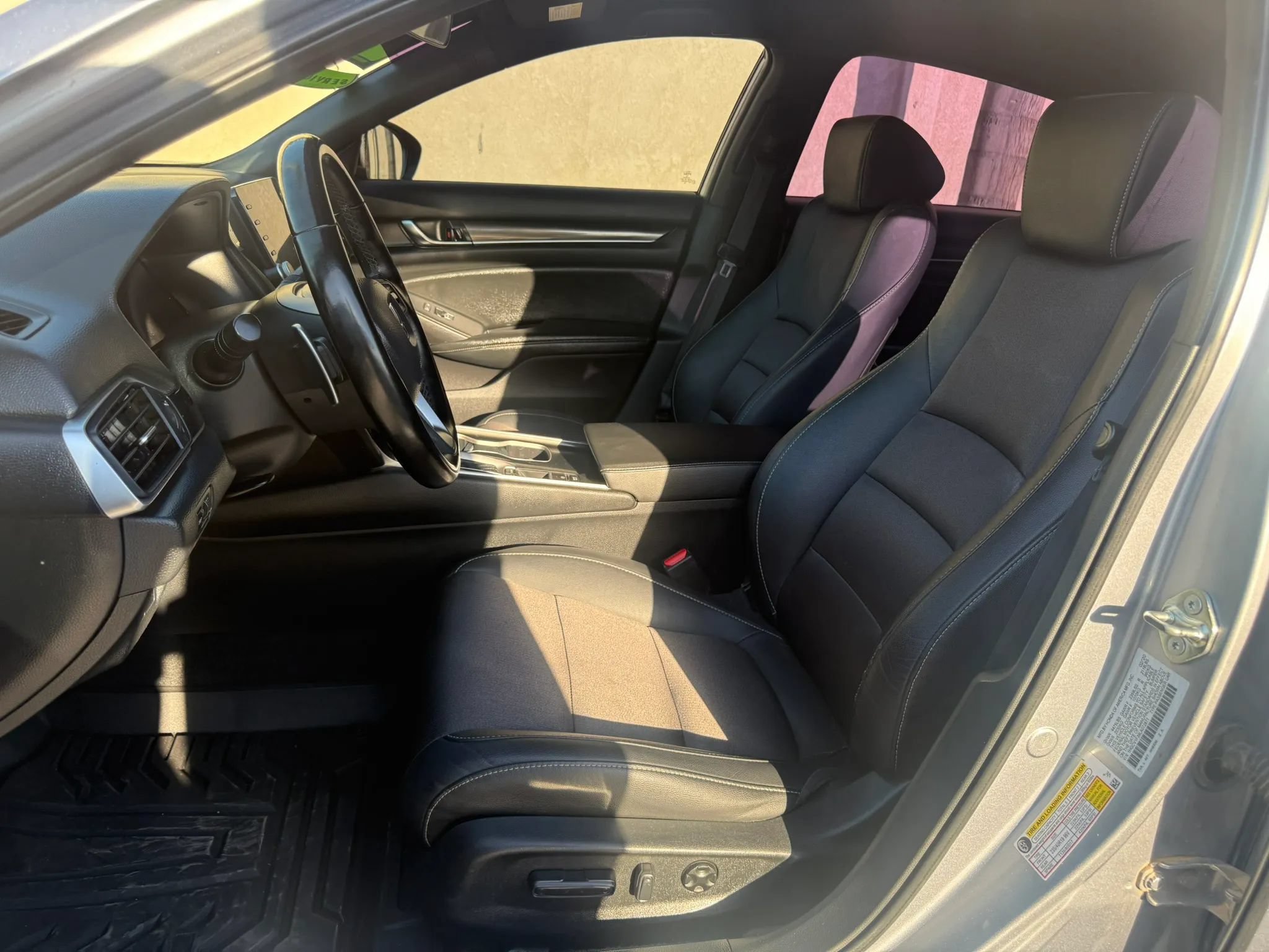 Used 2020 Honda Accord Sport image 24