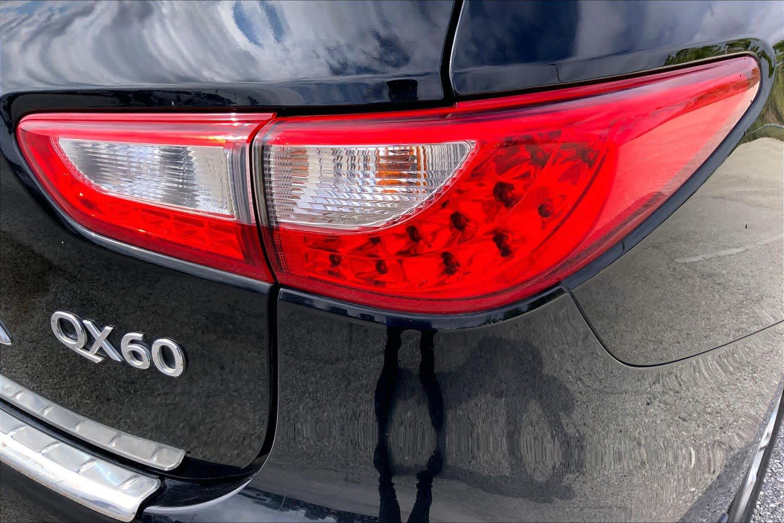 Used 2015 INFINITI QX60 Luxe w/ Premium Plus Package AWD/4WD image 30