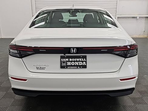 New 2025 Honda Accord LX image 7
