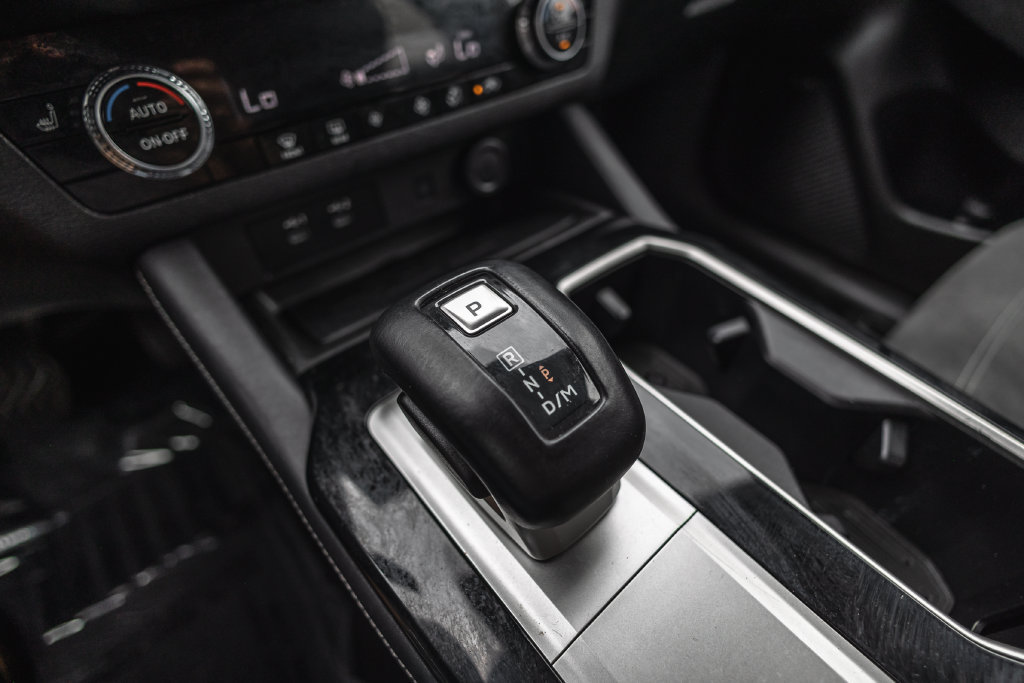 Used 2025 Mitsubishi Outlander SE FWD image 15