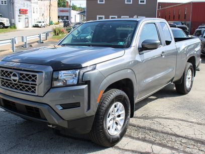 Used 2024 Nissan Frontier SV w/ Tow Package