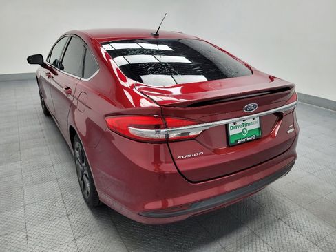 Used 2018 Ford Fusion SE w/ Equipment Group 201A FWD image 6