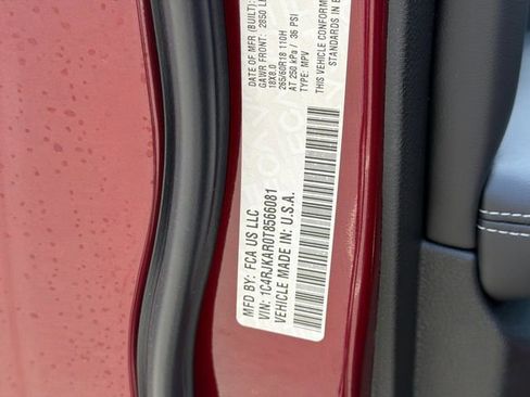 New 2026 Jeep Grand Cherokee L 4WD image 8