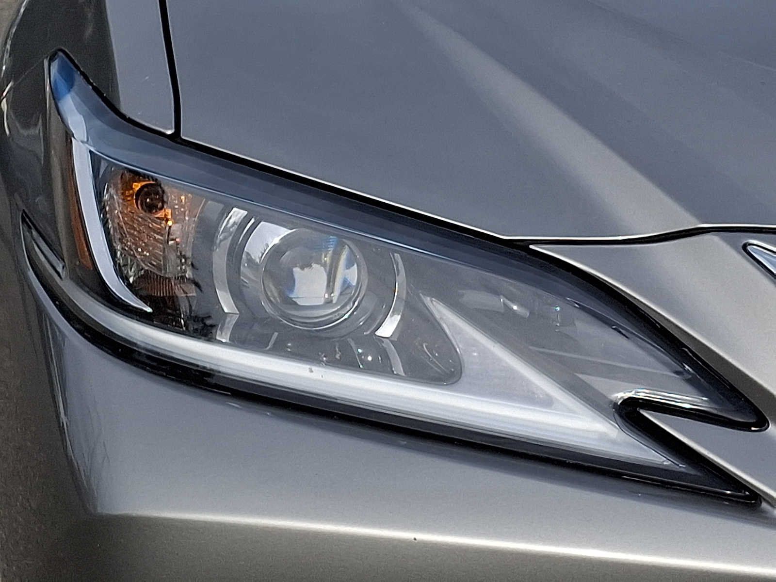 Used 2020 Lexus ES 350 w/ Premium Package FWD image 8
