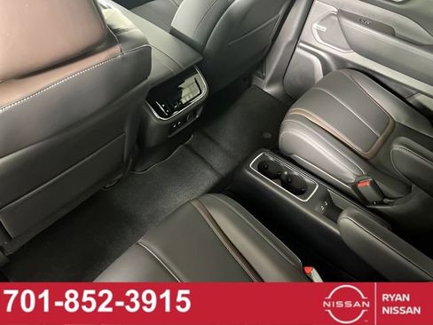 Certified 2026 Nissan Armada SL w/ Captain's Chari Seat Package AWD/4WD image 24