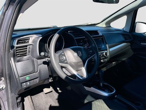 Used 2019 Honda Fit EX image 9