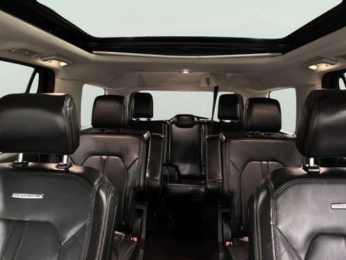 Used 2019 Ford Expedition Platinum AWD/4WD image 26