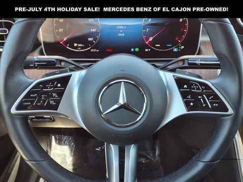 Used 2025 Mercedes-Benz C 300 4MATIC Sedan image 10