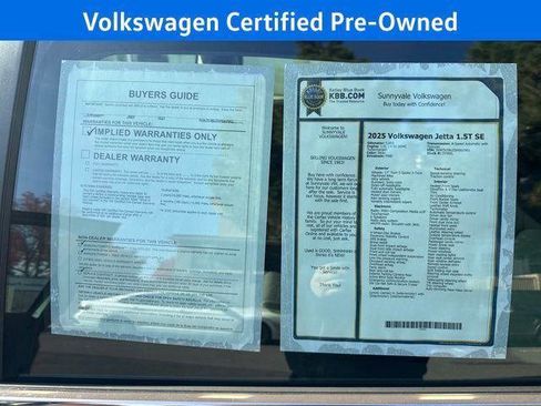 Certified 2025 Volkswagen Jetta SE w/ Sunroof Package image 32