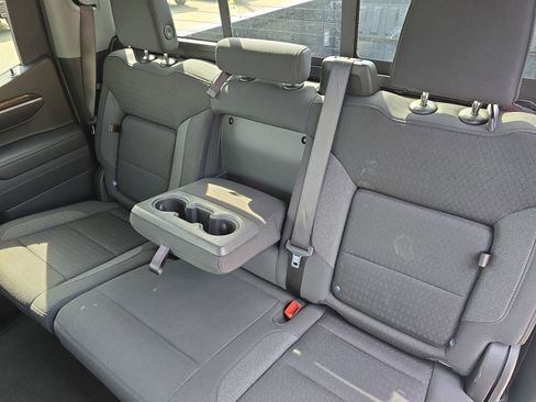 Used 2024 GMC Sierra 1500 Elevation w/ Preferred Package image 15