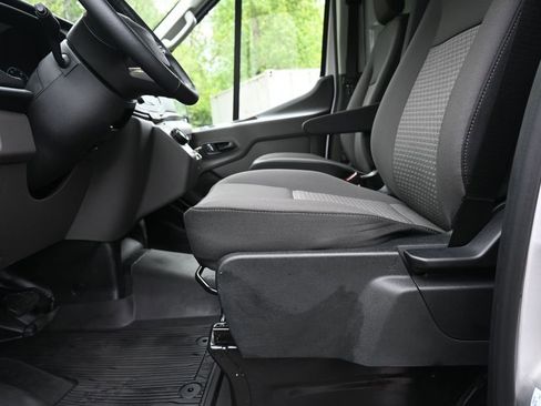 Used 2025 Ford E-Transit 148 High Roof Extended w/ Load Area Protection Package RWD image 10