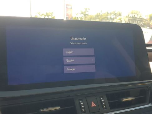 Used 2023 Lexus ES 300h w/ Premium Package image 29