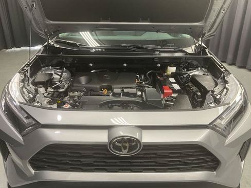 Used 2025 Toyota RAV4 XLE w/ Convenience Package AWD/4WD image 14