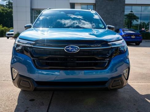 Certified 2025 Subaru Forester Touring AWD/4WD image 12