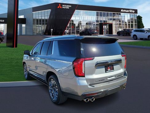 Used 2024 GMC Yukon Denali Ultimate image 2